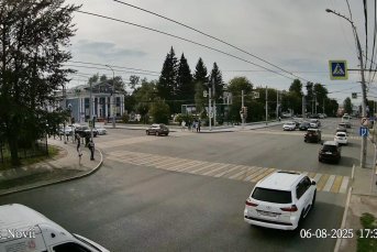 г.Иркутск,  ул.Байкальская, МТЦ Новый