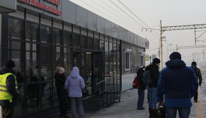 В Иркутске на станции Мельниково открыли новый пассажирский павильон