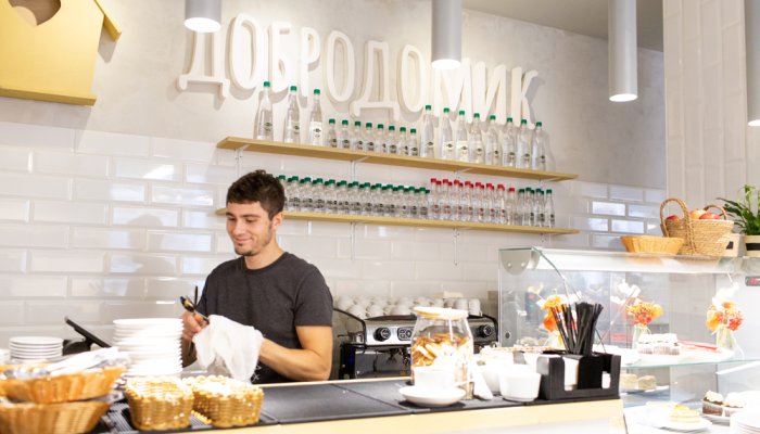 В Иркутске открылось кафе с бесплатными обедами для пенсионеров