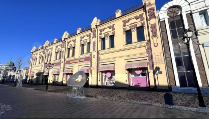В центре Иркутска продается бывшее здание «Детского мира»