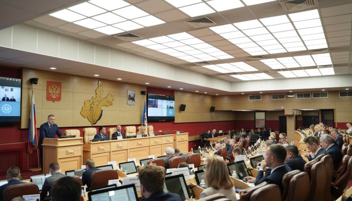 9 млрд рублей потратят на повышение зарплат бюджетникам в Иркутской области