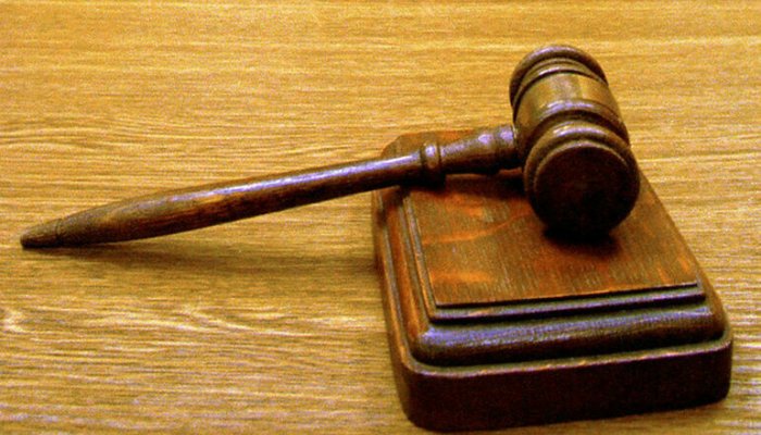 Руководительницу братской турфирмы дважды осудили за обман клиентов