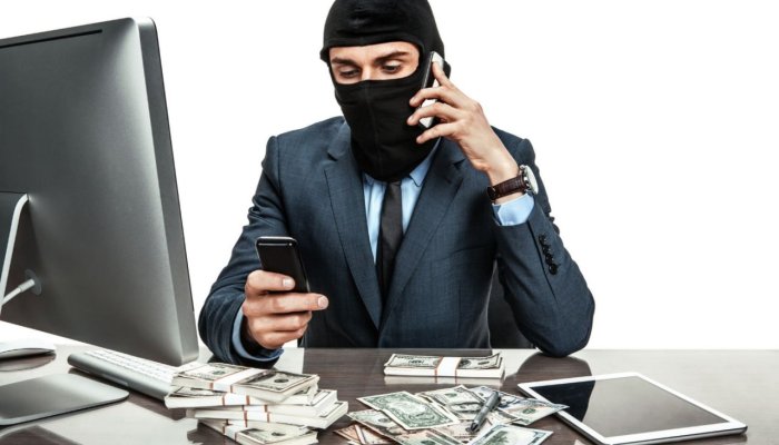 Развод по телефону: как мошенники обманывают россиян