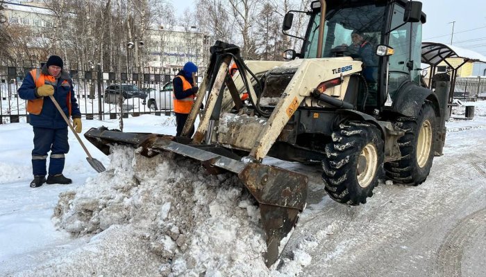 Полторы тысячи тонн снега вывезли за сутки с улиц Иркутска