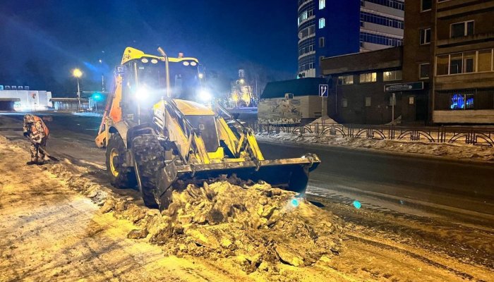 За выходные дни в Иркутске вывезли 3 500 тонн снега