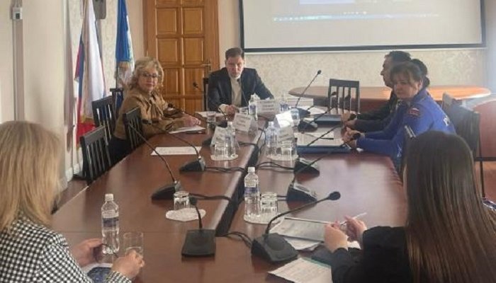 Депутаты предложили организовать ежегодную ледовую переправу между Листвянкой и Большими Котами
