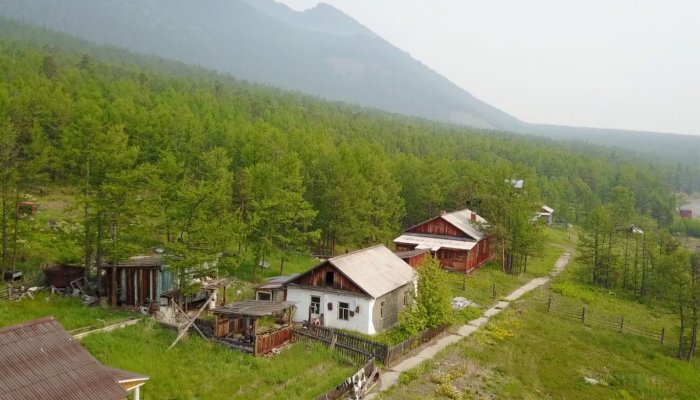 В Иркутской области власти решили выселить жителей поселка Заворотная