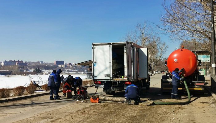 На бульваре Гагарина в Иркутске заменили трубы