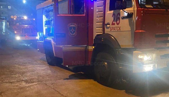 Женщина пострадала на пожаре в Братске