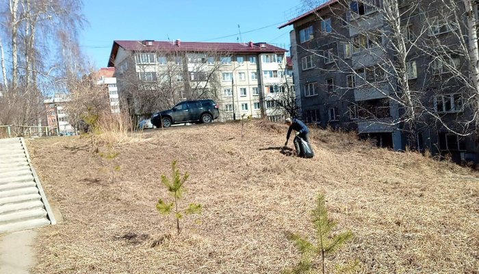 До конца апреля в Свердловском округе Иркутска пройдет более 200 субботников