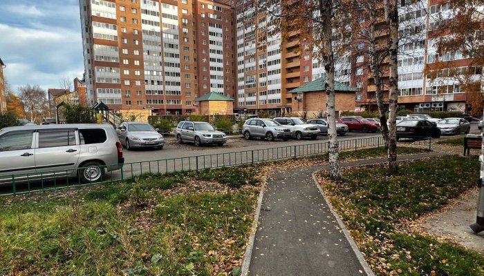 В Ленинском округе Иркутска отремонтируют 36 дворов