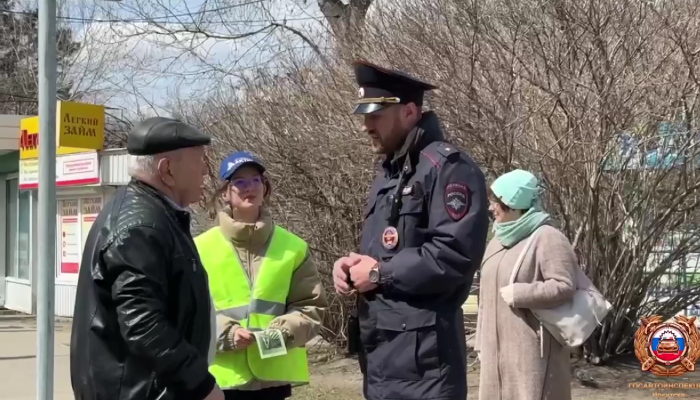 В Иркутске сотрудники Госавтоинспекции провели акцию «Внимание, пешеход!»