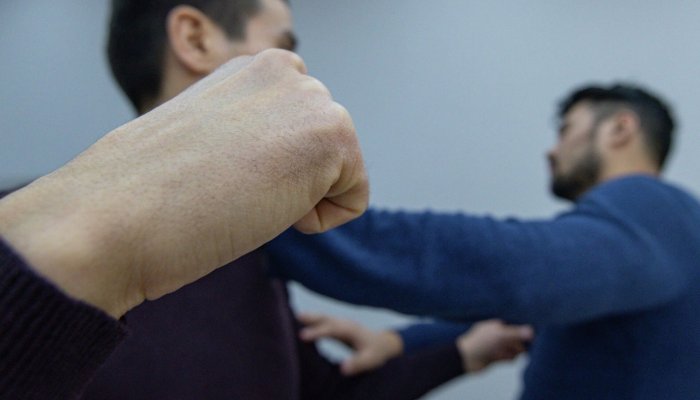 В Ангарске мужчина до смерти избил собутыльника