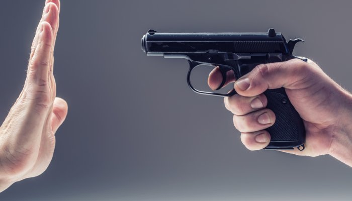 Полиция арестовала мужчину, стрелявшего в торговом центре Иркутска