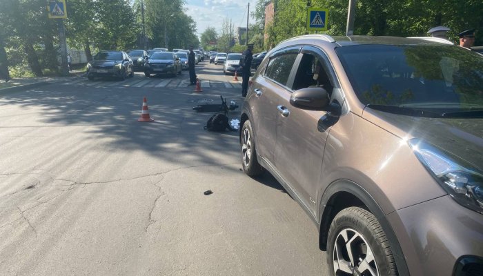 27-летнего иркутянина на электросамокате насмерть сбил автомобиль в центре города