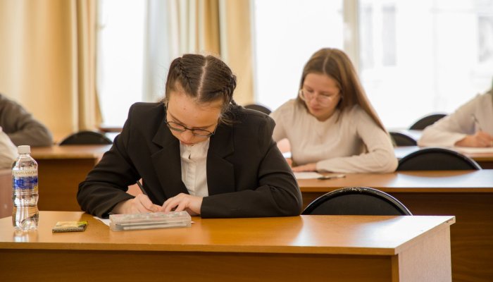 27 мая девятиклассники Приангарья сдают ОГЭ по четырем предметам