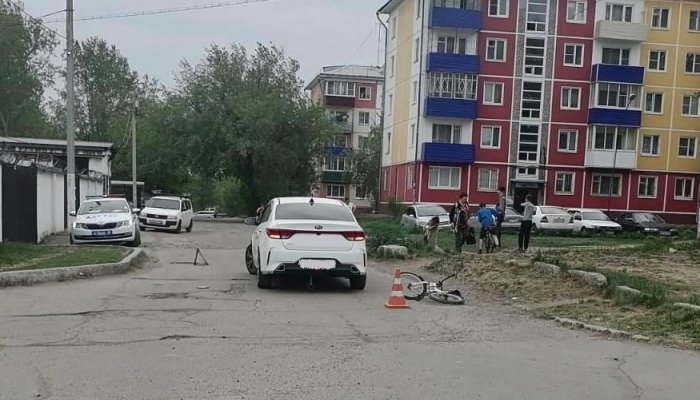 Школьницу на велосипеде сбили в Усолье