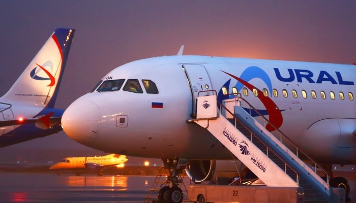 Рейс «Иркутск-Москва» задержали из-за непогоды