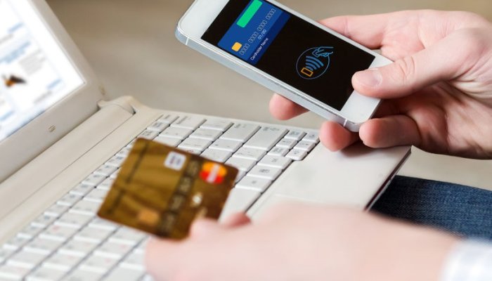 Жители Иркутской области за сутки перевели 10 млн мошенников