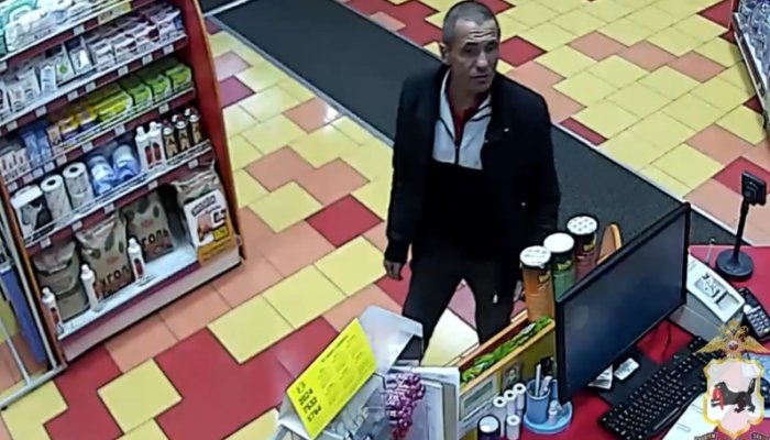 В Иркутске разыскивается мужчина, расплатившийся чужой банковской картой