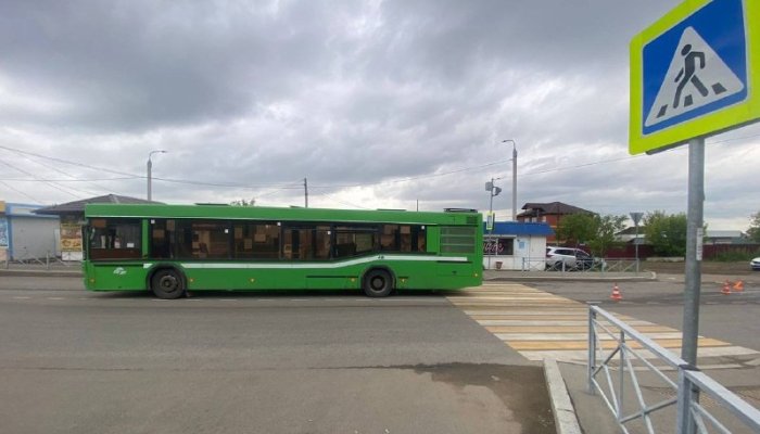 В Иркутске автобус сбил женщину