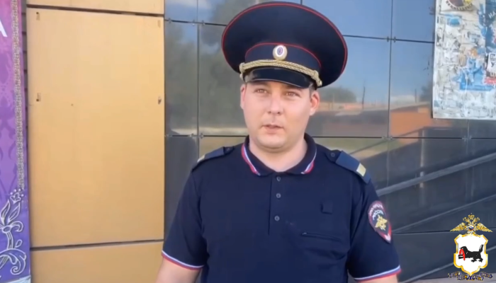 В Нижнеудинске полицейский спас пенсионерку от мошенников