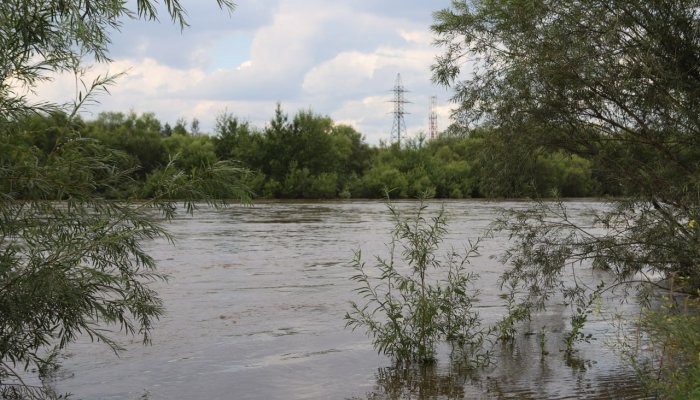 Сбросы через Иркутскую ГЭС снизили до 1600 кубометров в секунду