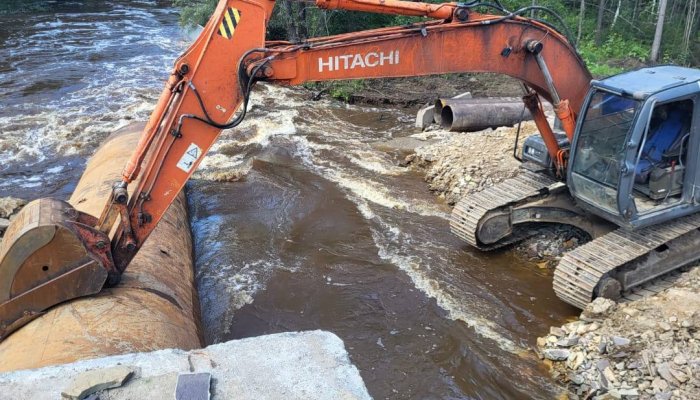 В Нижнеудинском районе восстанавливают дороги после паводка