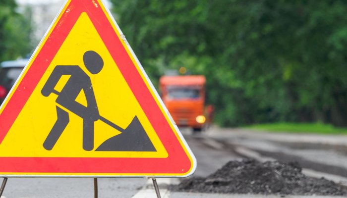 В Большом Луге комплексно ремонтируют два участка дорог