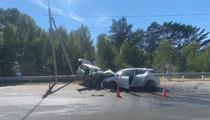 Семь человек пострадали в ДТП на Байкальском тракте