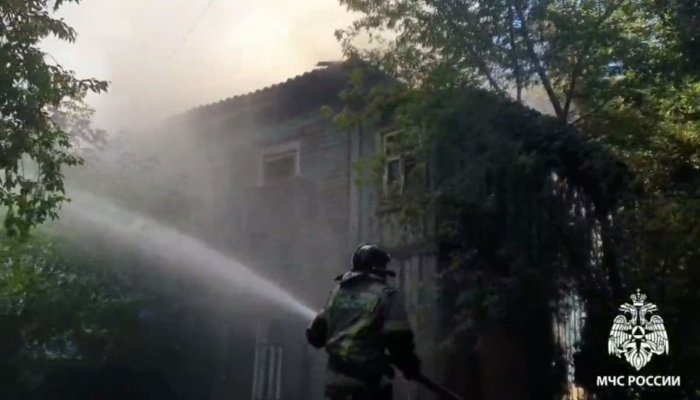 Мэрия Иркутска поможет жильцам, сгоревшего дома на улице Иосифа Уткина