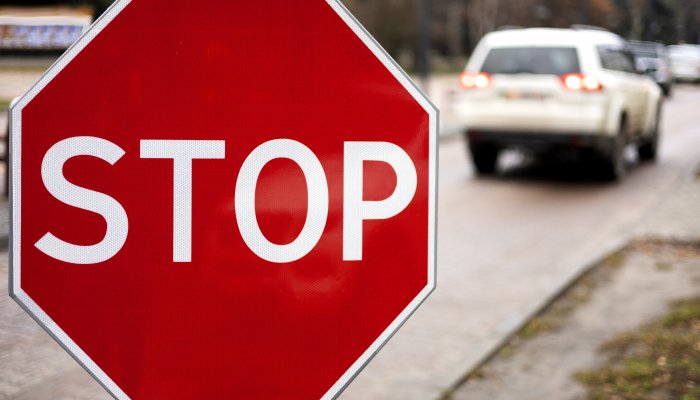 В Иркутске ограничат движение на двух участках Баррикад