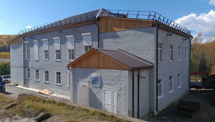 В Ангасолке завершается капремонт Дома культуры