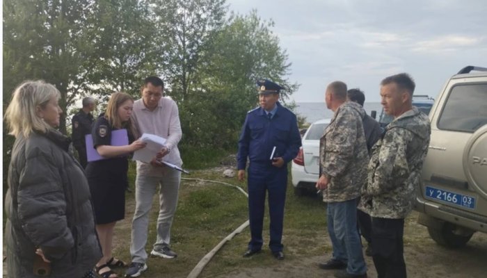 На Байкале мужчина ценой своей жизни спас школьницу