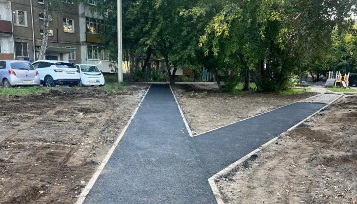 На Алмазной и Рябикова в Иркутске провели приемку дворов