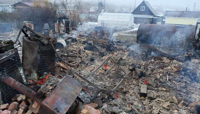 Двое мужчин погибли на пожарах в Братске за сутки