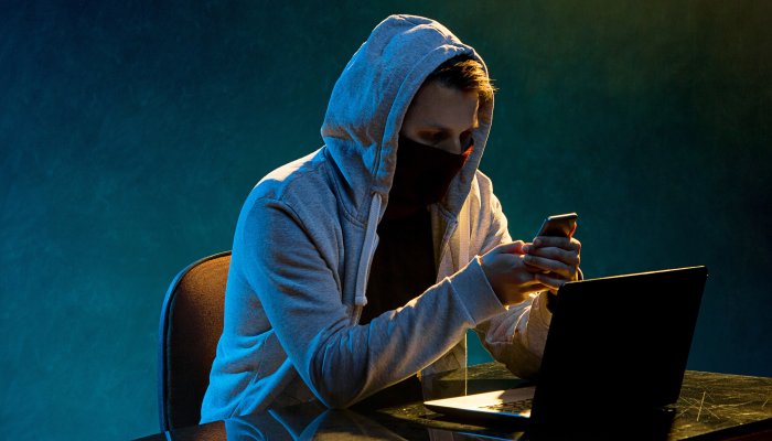 В Иркутске девушка лишилась более миллиона после знакомства в интернете