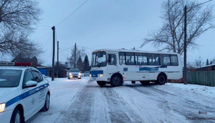 Пять человек пострадали в ДТП с автобусом в Эхирит-Булагатском районе