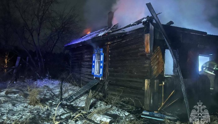 Дети спалили заброшку в Тулуне
