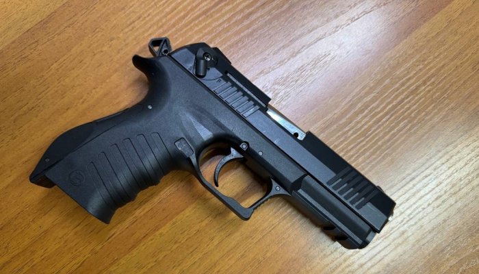 В Иркутске молодого человека задержали за стрельбу в общественном месте