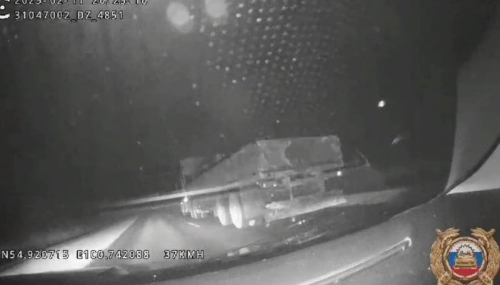 Водитель большегруза устроил погоню с полицейскими в Тулунском районе (Видео)