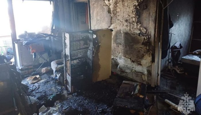 В Приангарье два человека чуть не погибли, когда уснули во время курения