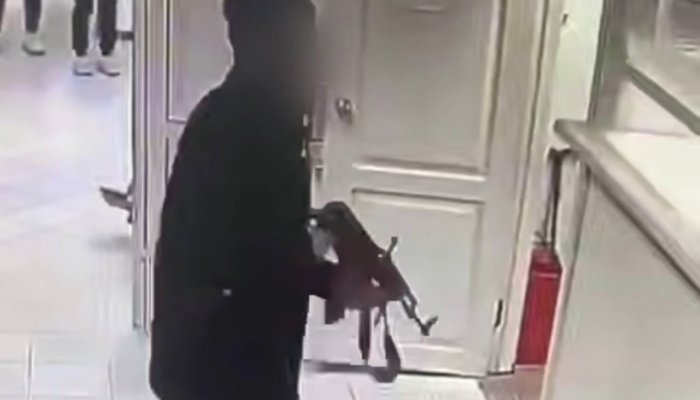 В Шелехове задержали мужчину, который пришел в больницу с оружием