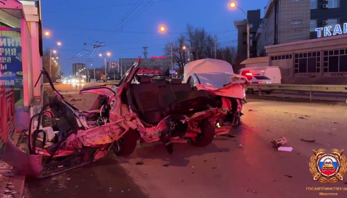 В Иркутске 20-летний парень погиб в ДТП (Видео)