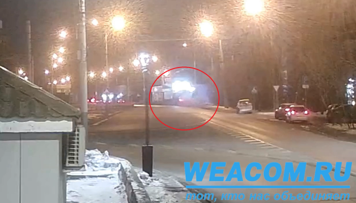 Камеры Виаком зафиксировали момент смертельного ДТП в Октябрьском районе Иркутска (Видео)