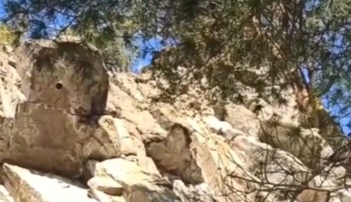 Юноша разбился, упав со скальника Витязь в Шелеховском районе