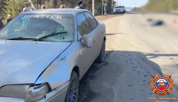 На Байкальском тракте водитель иномарки насмерть сбил пешехода (Видео)