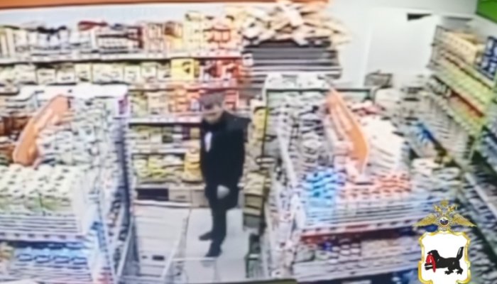 В Усть-Илимске мужчина украл тушёнку почти на три тысячи
