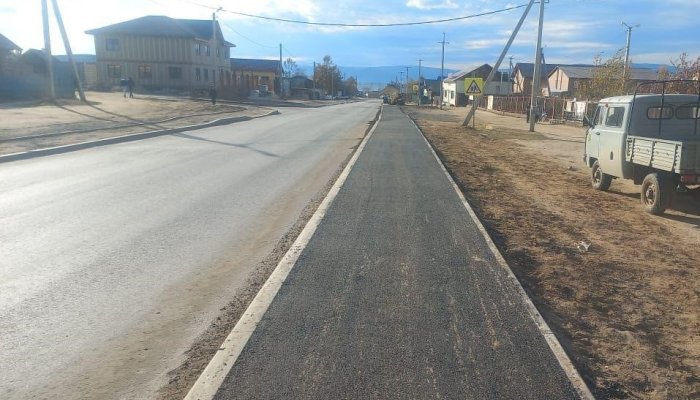 На Ольхоне в 2025 году завершатся ремонты трех участков дорог