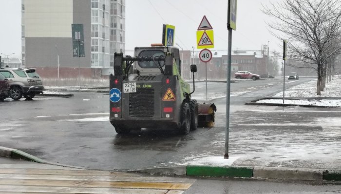 В Иркутске ведется усиленная уборка улиц